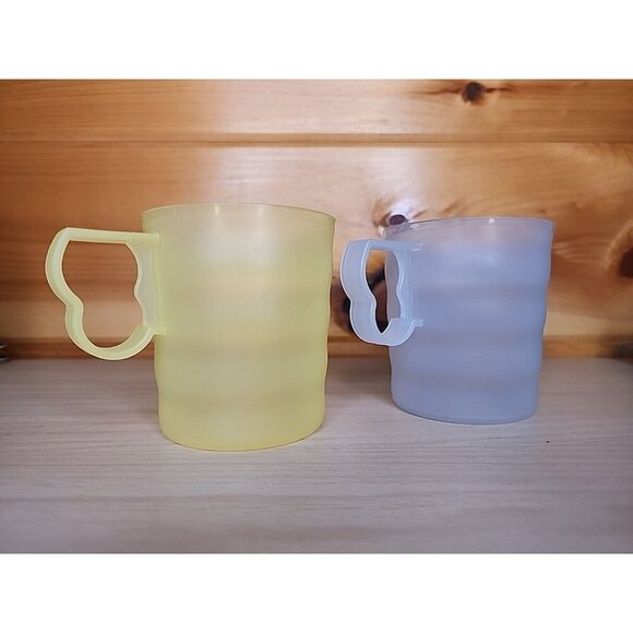 2 Tupperware Impressions Coffee Mugs 12oz Set #3574 Blue Yellow VG - Picture 1 of 12